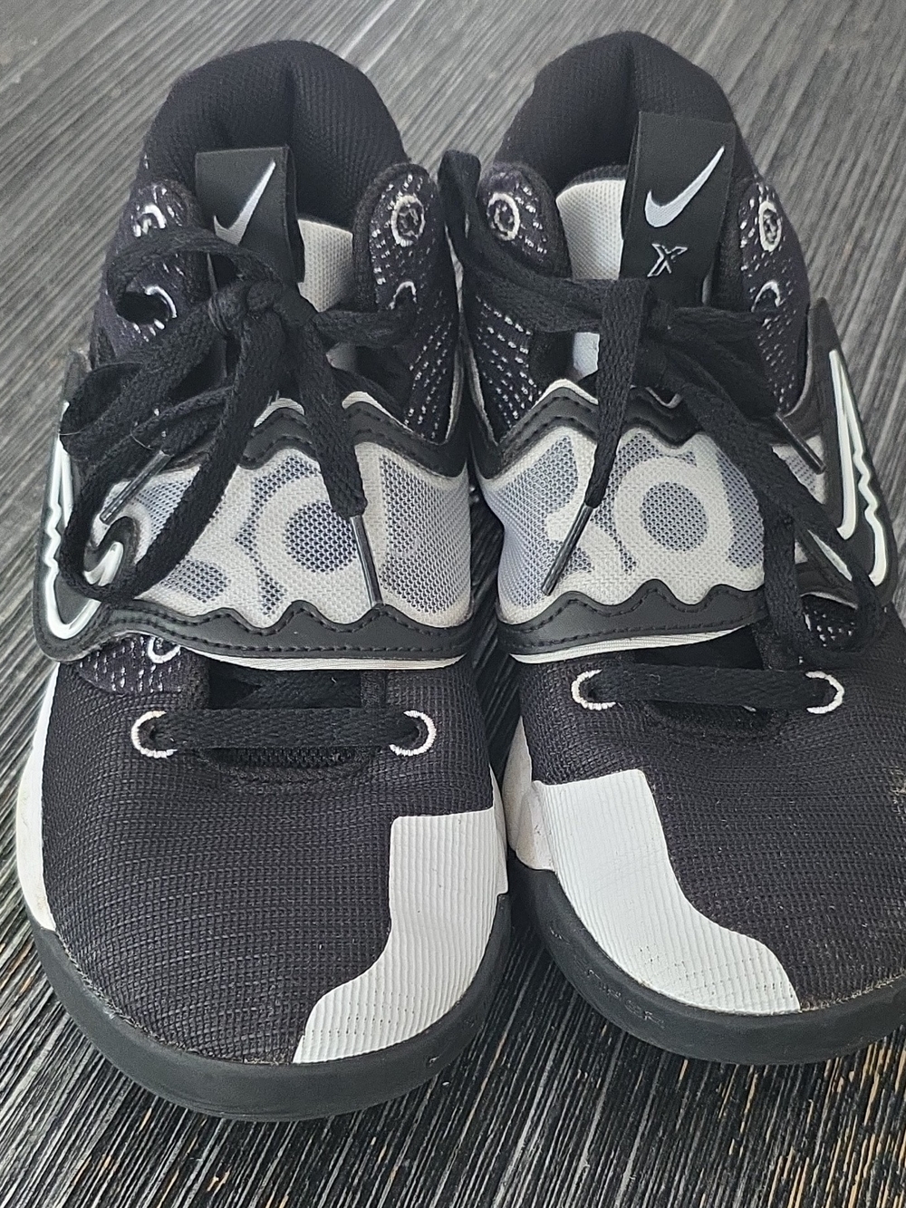 Mens Nike Black And White Sneakers With Midfoot Strap